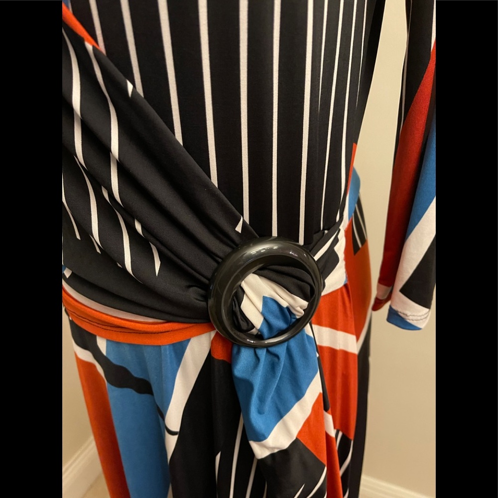 Faux Wrap Dress - Picture 6 of 6